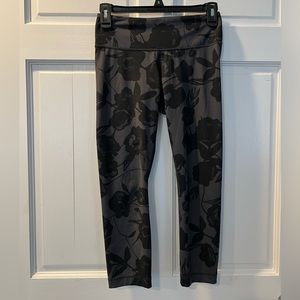 53. Lululemon Crop Leggings Size 4